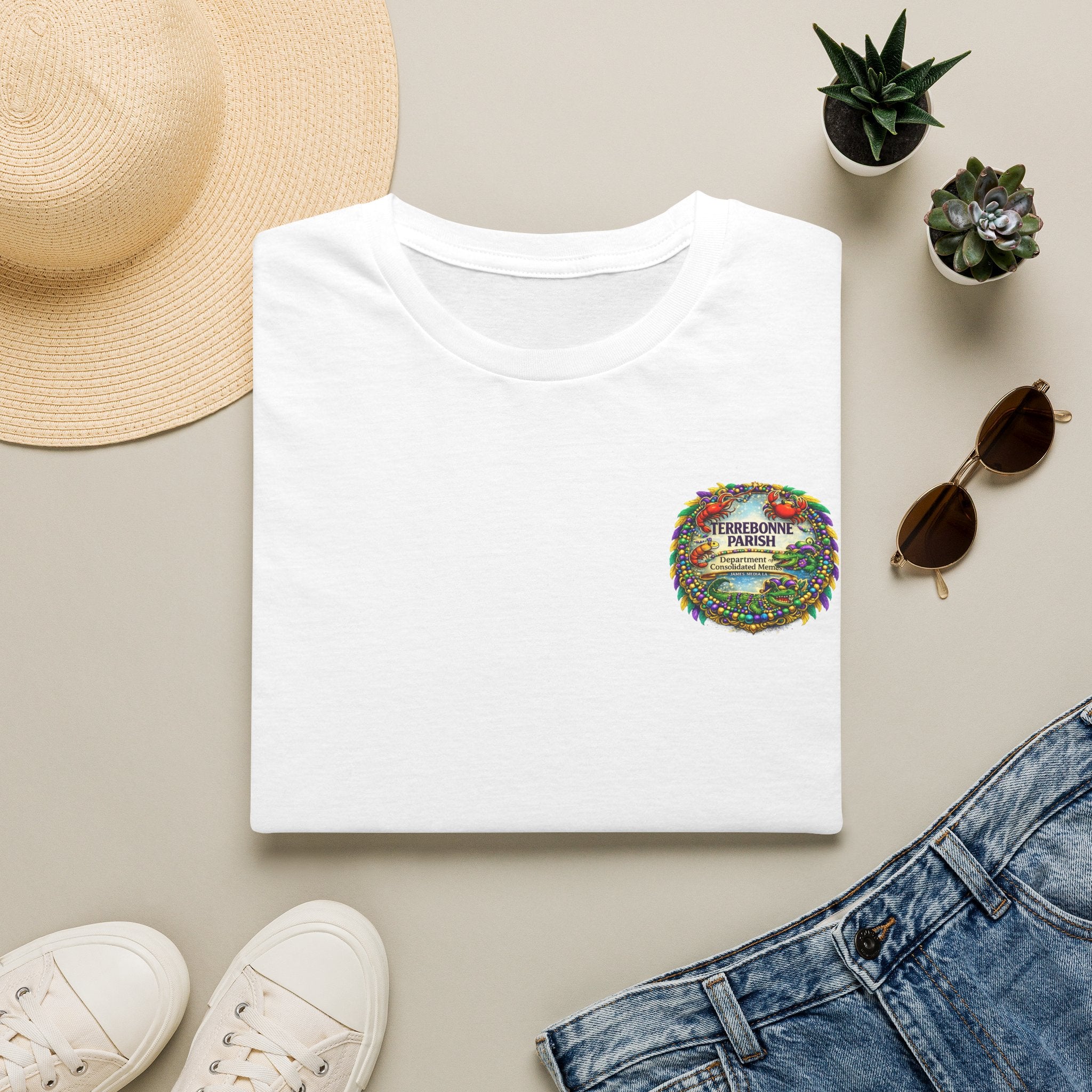 T-Shirt — Vintage Floral Crest “Find Your Paradise” Pocket Tee